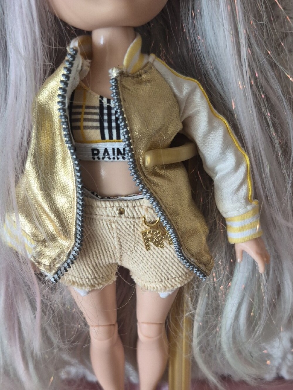 Rainbow High Margo De Perla Doll. - Picture 3 of 5